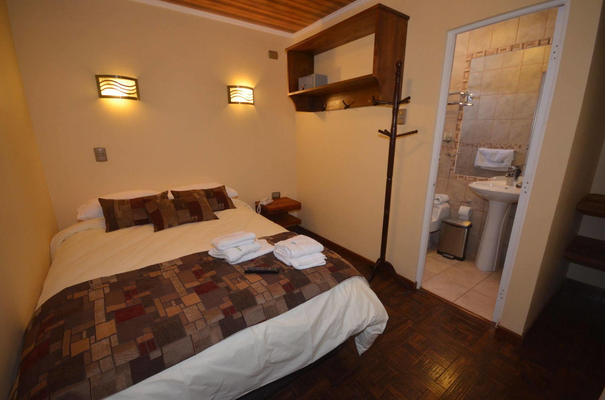 Hotel Rustico Calama Extérieur photo