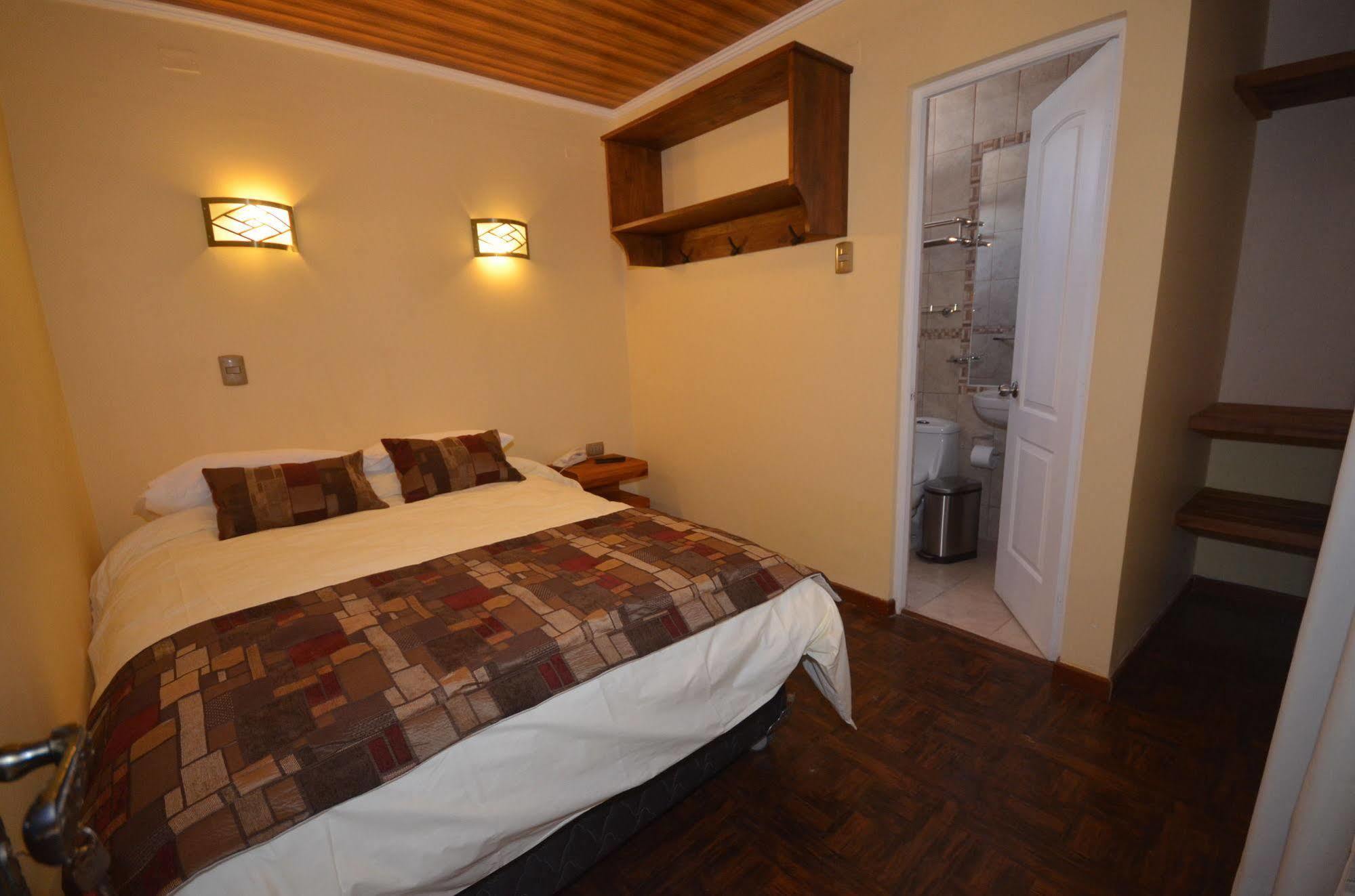 Hotel Rustico Calama Extérieur photo