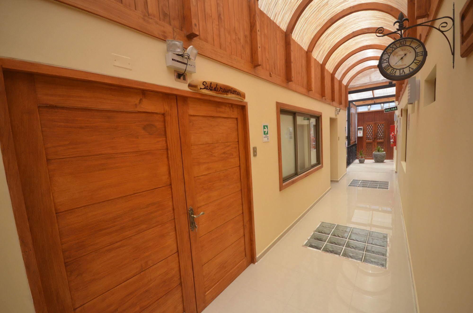 Hotel Rustico Calama Extérieur photo